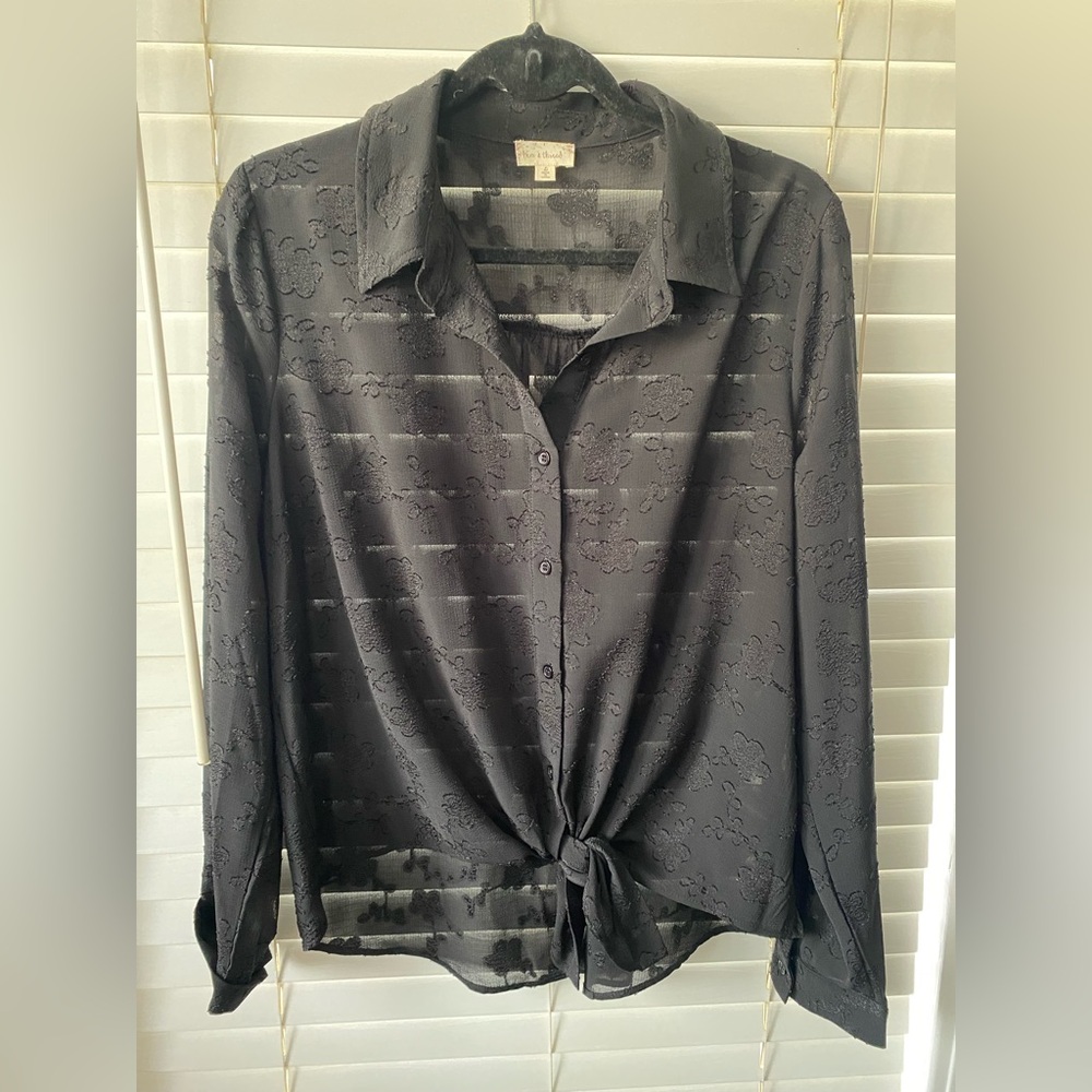 Accepting offers- Hem & Thread Black Textured Blouse
